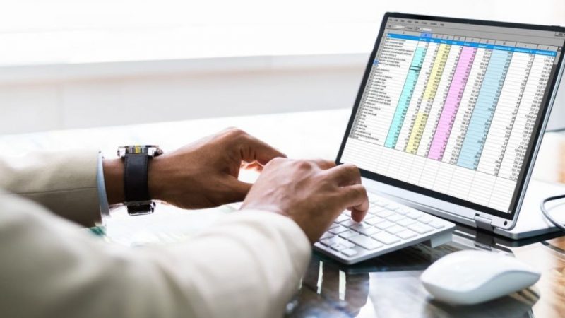 Best Excel Plugins: Free, Paid, and AI Add-Ins