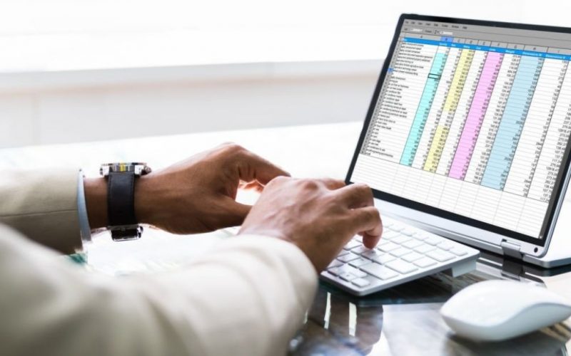 Best Excel Plugins: Free, Paid, and AI Add-Ins
